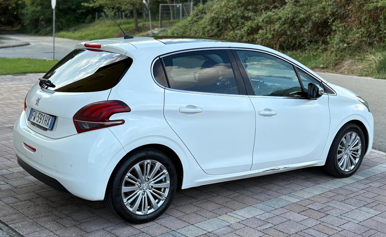 Peugeot 208 PureTech Turbo 110 S&S 5 porte Allure