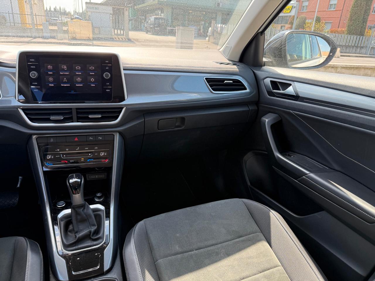 Volkswagen T-Roc 1.5 TSI ACT DSG R-Line