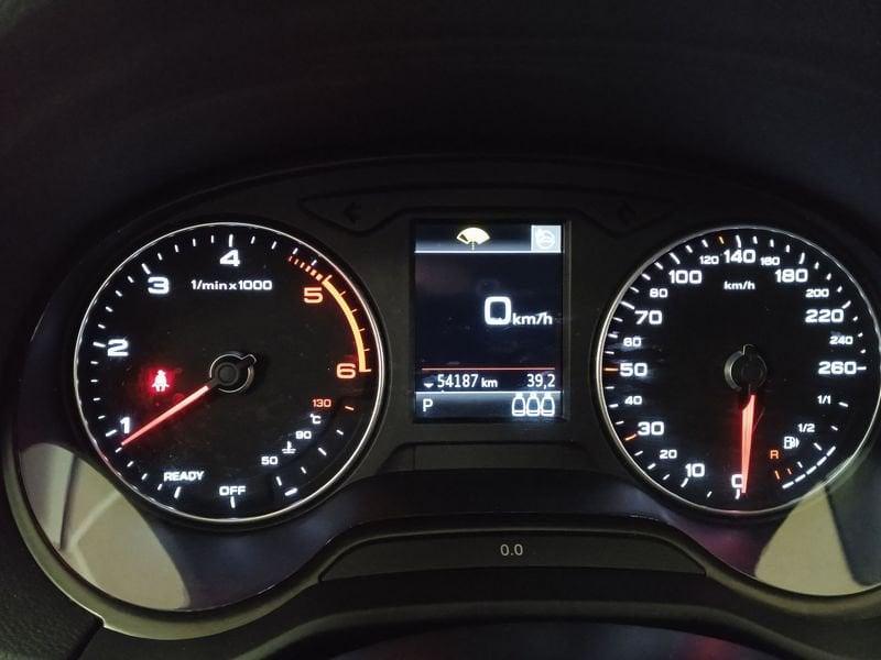 Audi Q2 30 TDI S tronic Business