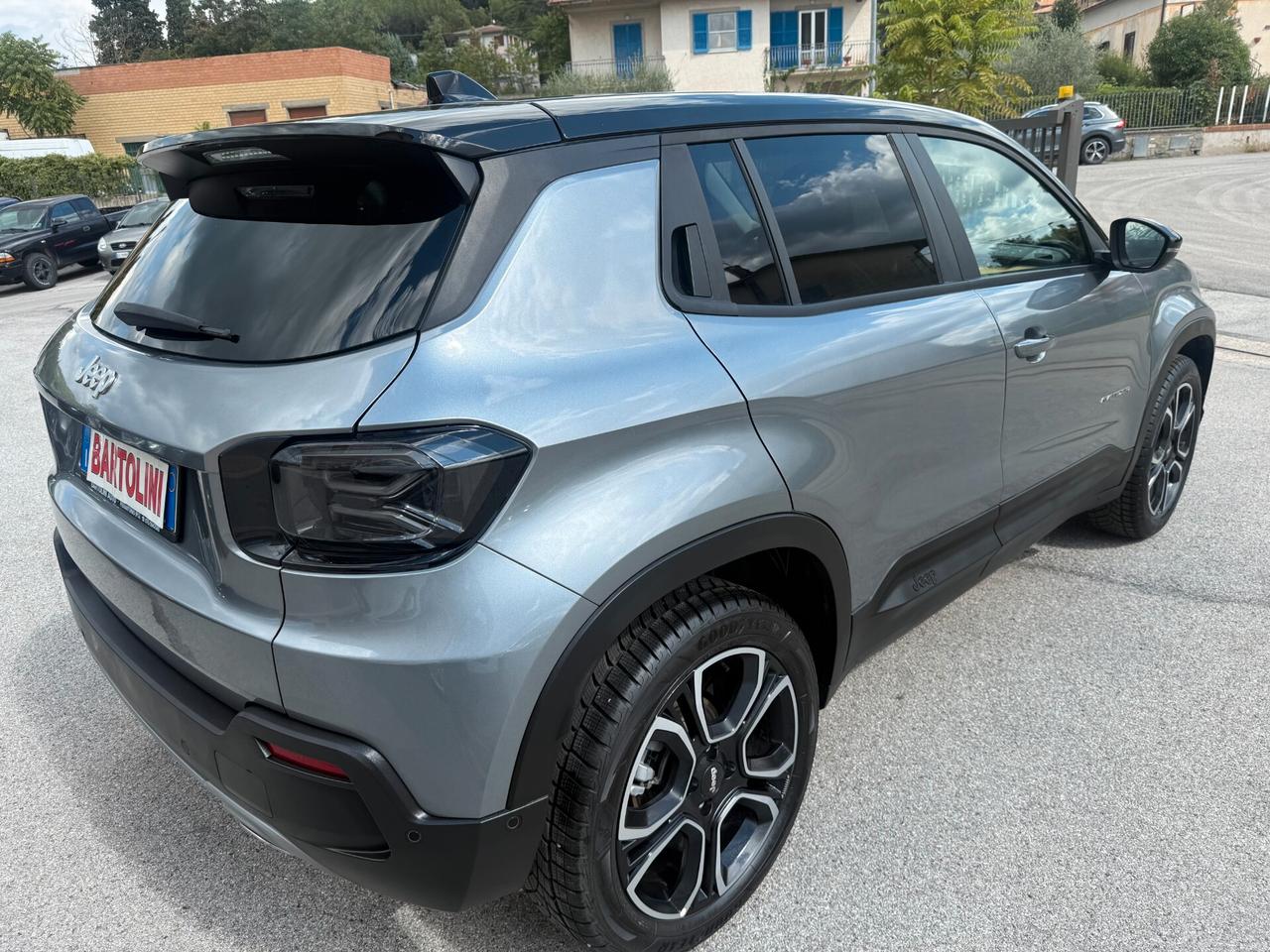 Jeep Avenger 1.2 Turbo 100 CV Summit