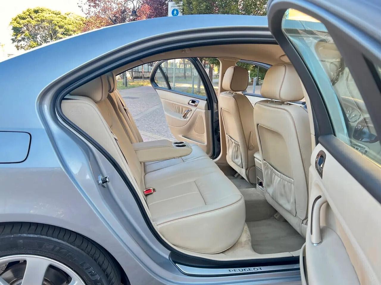 Peugeot 607 2.7 V6 24V HDi FAP aut. Avorio