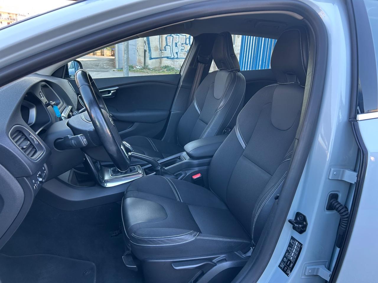 Volvo V40 D2 1.6 Diesel 115 cavalli 2013 Retrocamera
