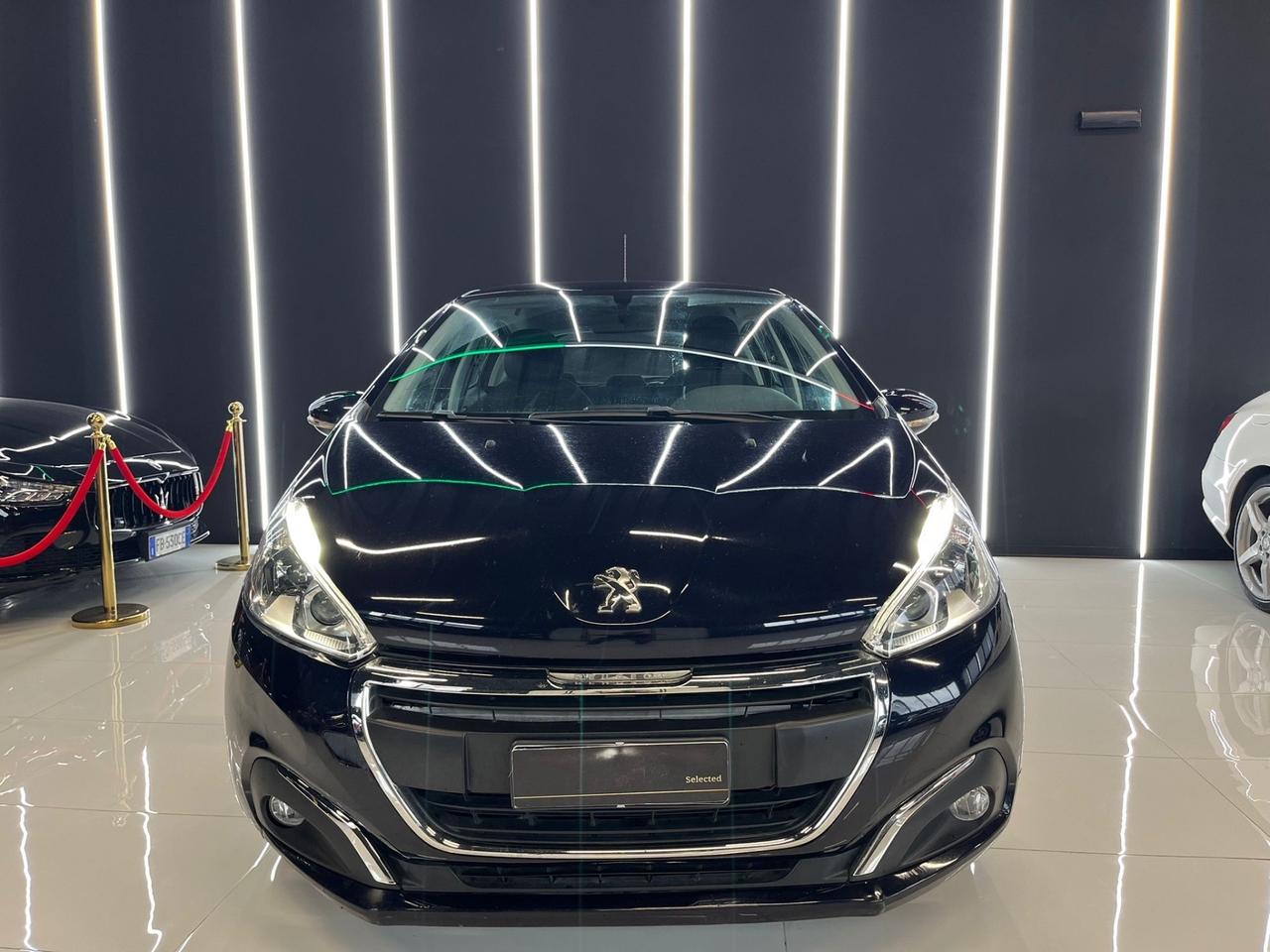 Peugeot 208 BlueHDi 75 5 porte Allure OK NEOPATENTATI UNICO PROPRIETARIO