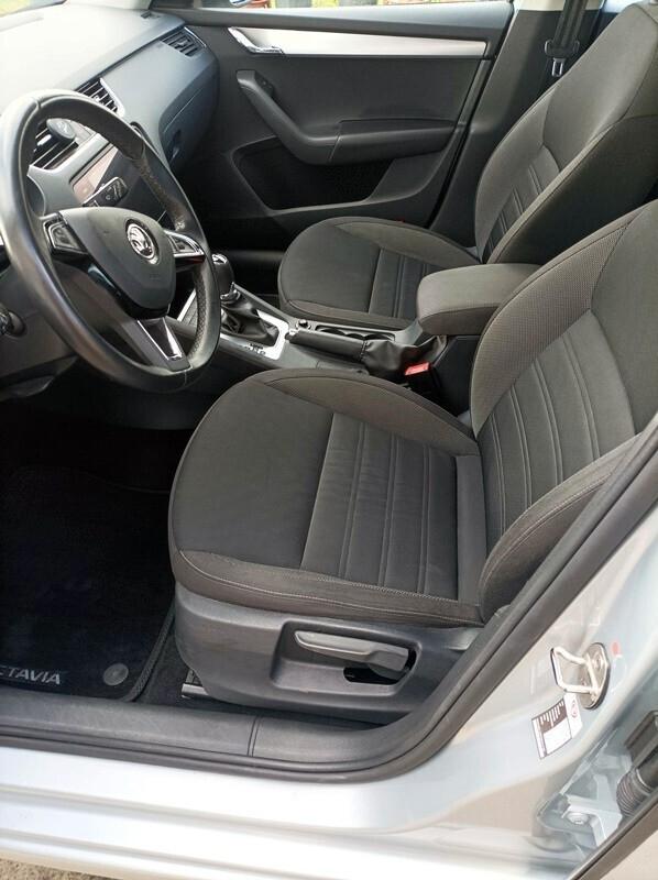 Skoda Octavia 1.6 TDI SCR 115 CV Wagon Ambition