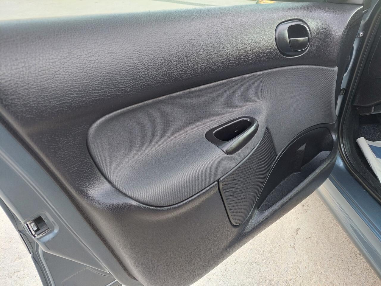 Peugeot 206 1.4 HDi 5p. Soli 148.000km