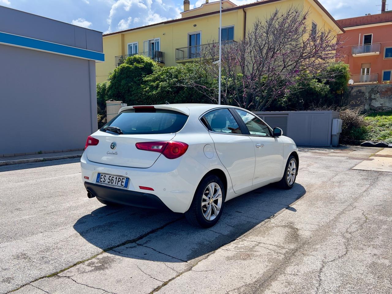 Alfa Romeo Giulietta 1.4 Benzina e GPL