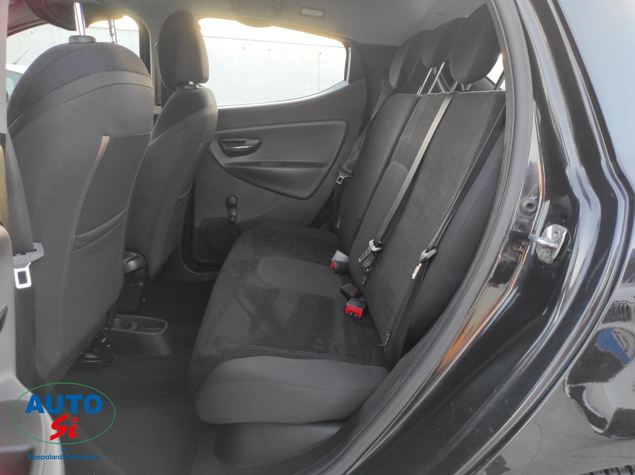 Lancia Ypsilon 1.2 Benz/GPL - 69cv NEOPATENTATI