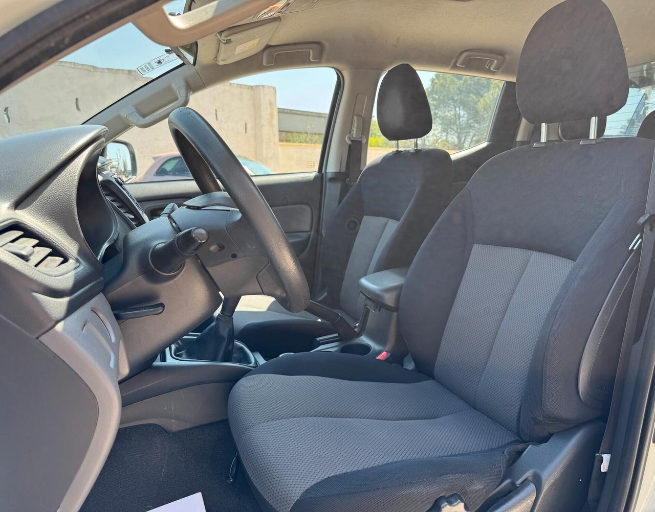 MITSUBISHI L200 2.4 DI-D/154CV 4X4 DOUBLE CAB 2019