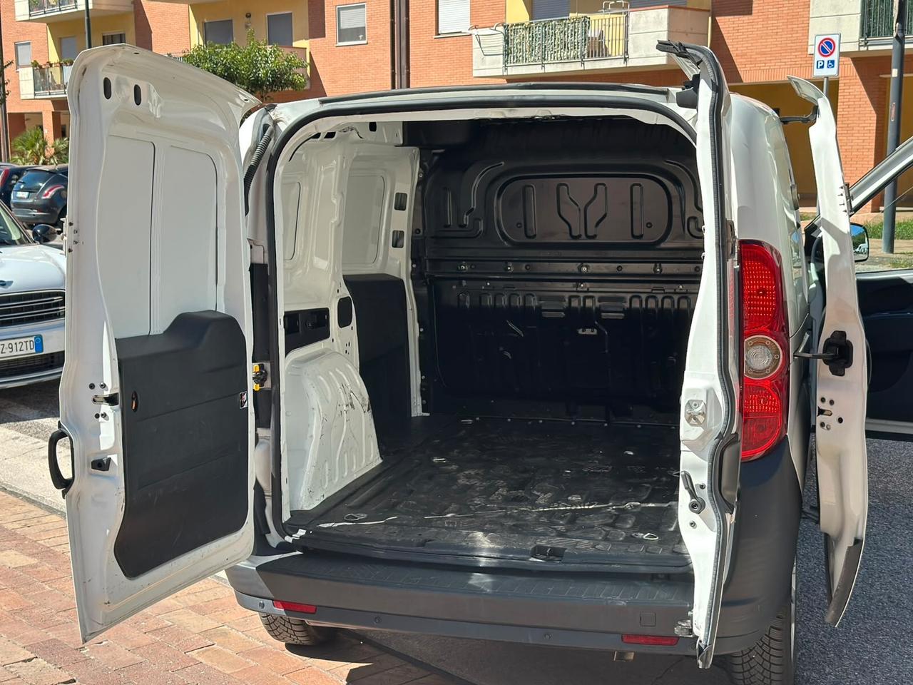 Fiat Doblo Doblò 1.6 MJT 105CV S&S PC-TN Cargo Lounge