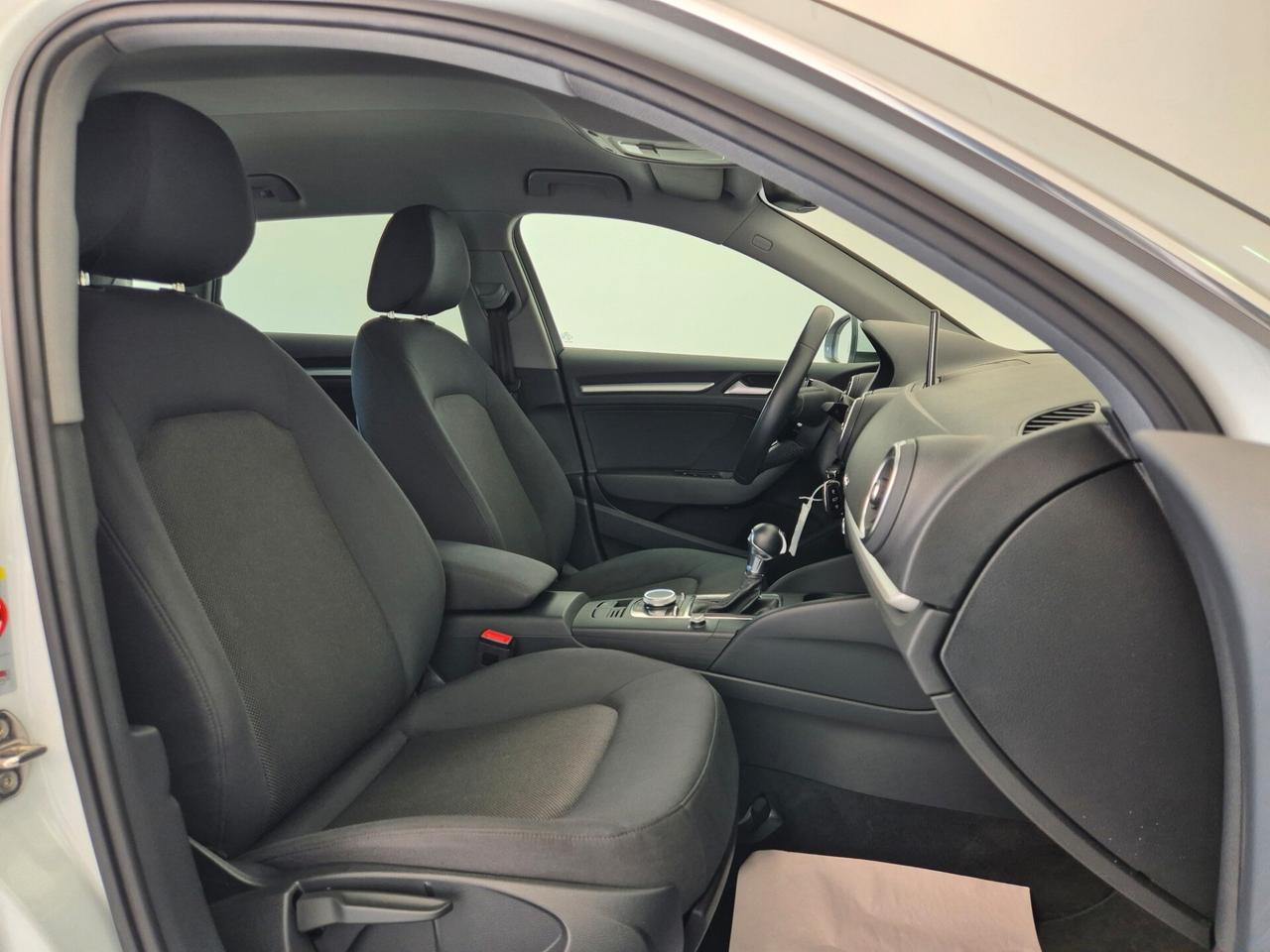 AUDI A3 SPB 1.5 g-tron S Line S tronic