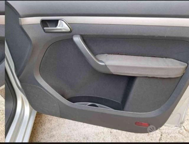 VOLKSWAGEN Touran 2.0 16V TDI Highline 7 porte