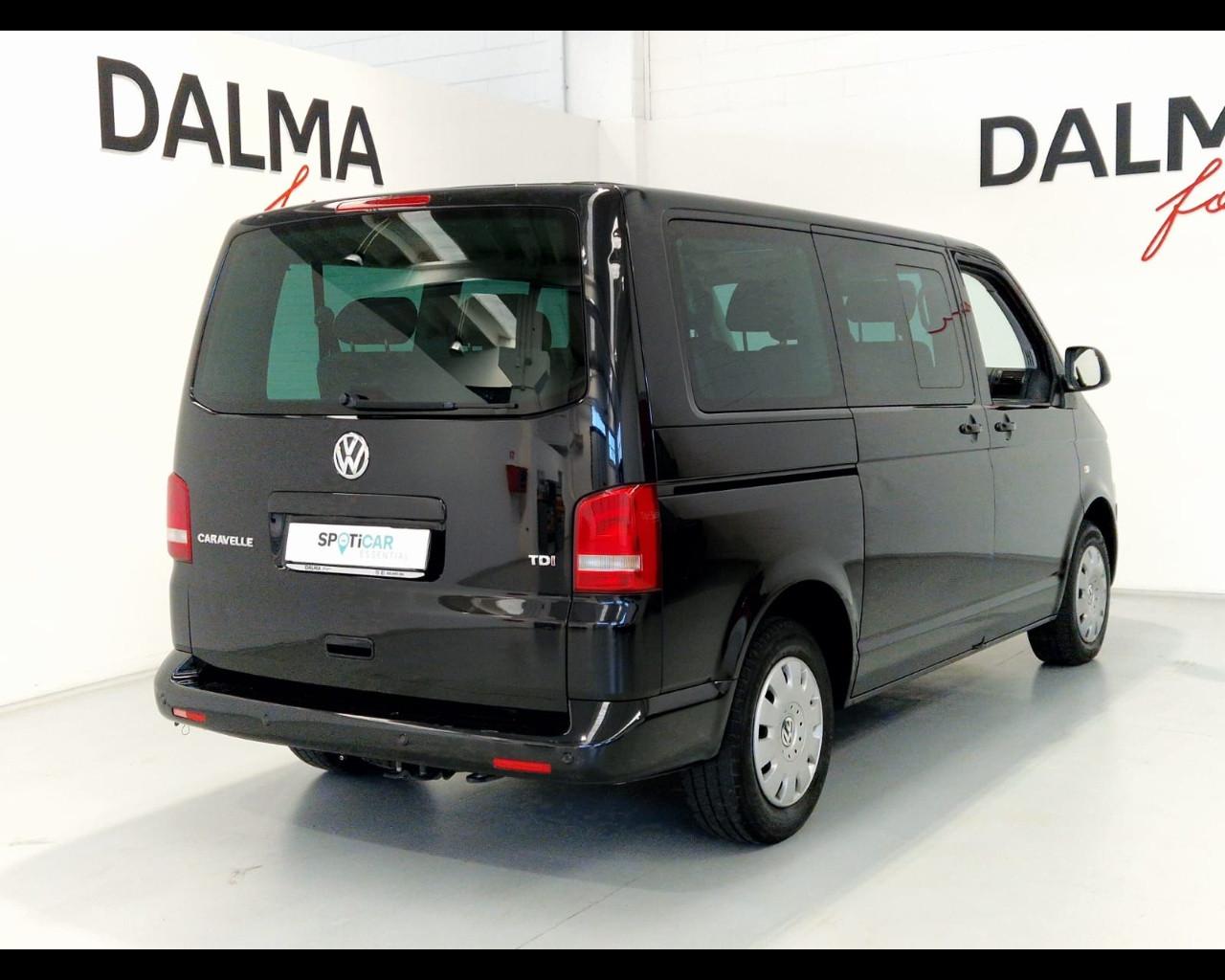 VOLKSWAGEN Multivan T5 2010 - Multivan 2.0 tdi Comfortline 140cv