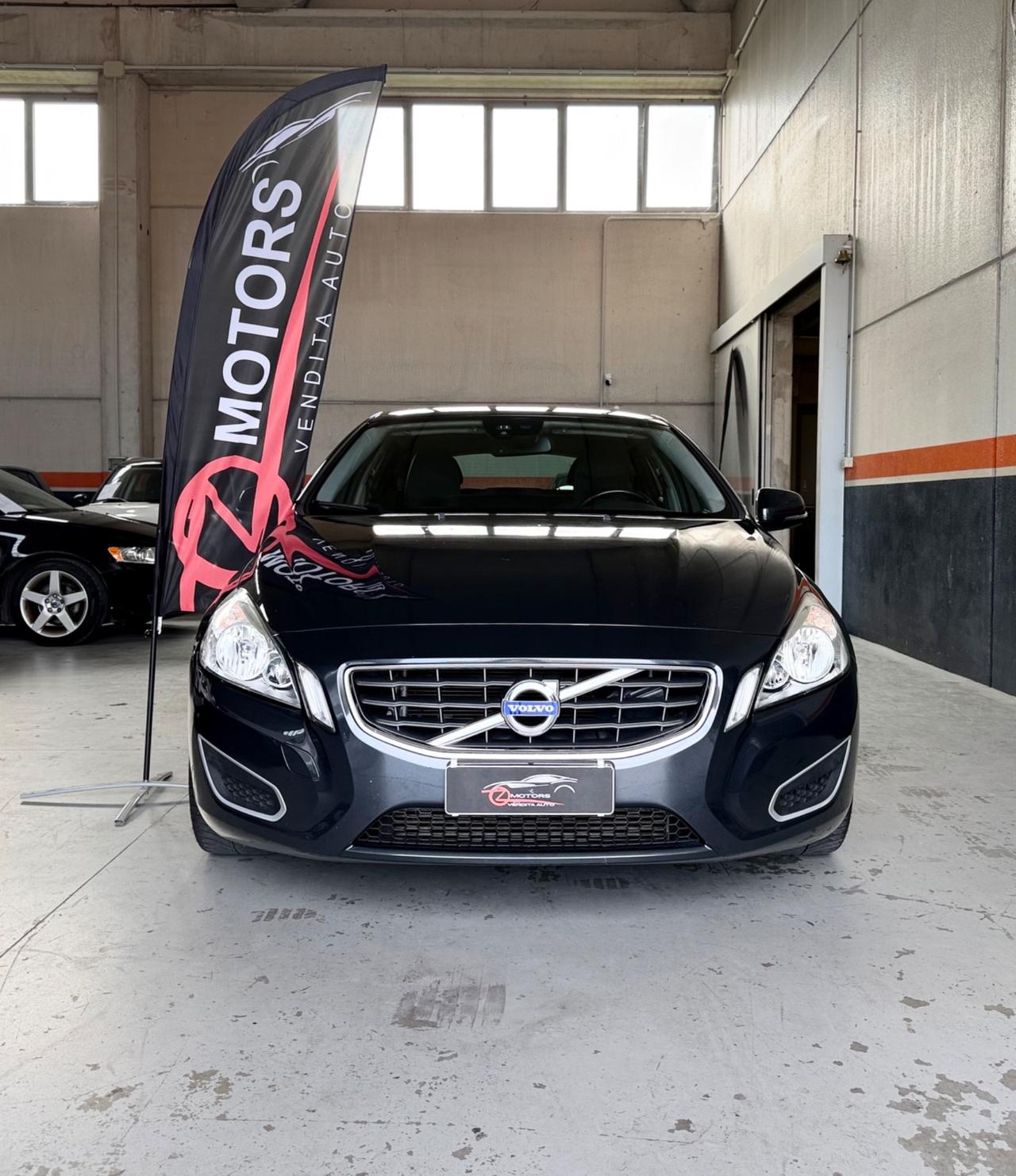 Volvo V60 D3 Geartronic Summum