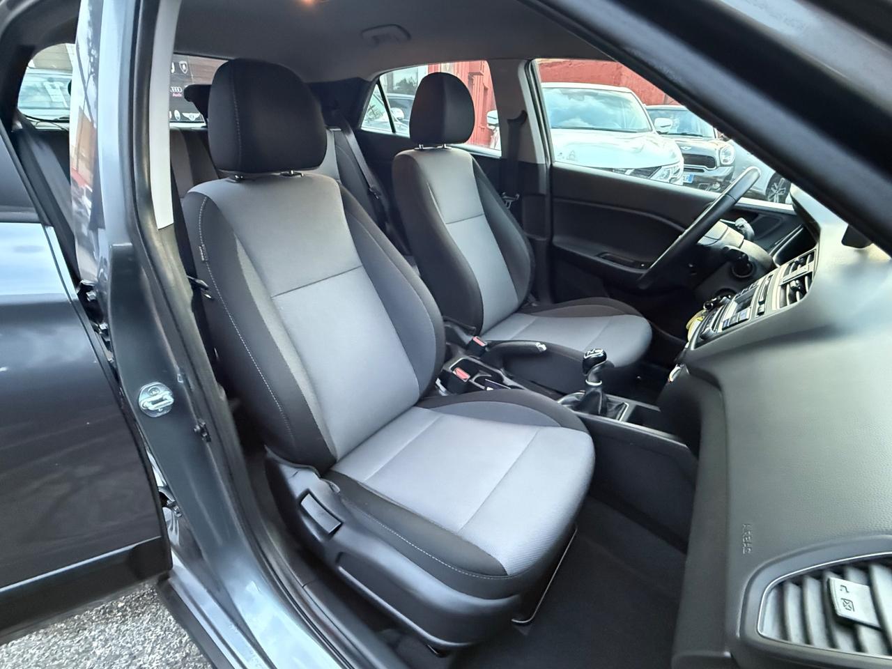 Hyundai i20 1.4 CRDi 5p. Active X-Possible-E6