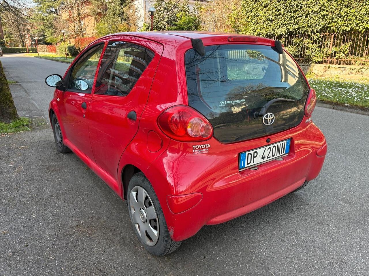 Toyota Aygo 1.0 12V VVT-i 5 porte benzina