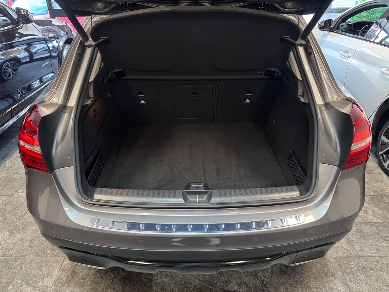 Mercedes-benz GLA 200 d Automatic Sport Tetto apribile