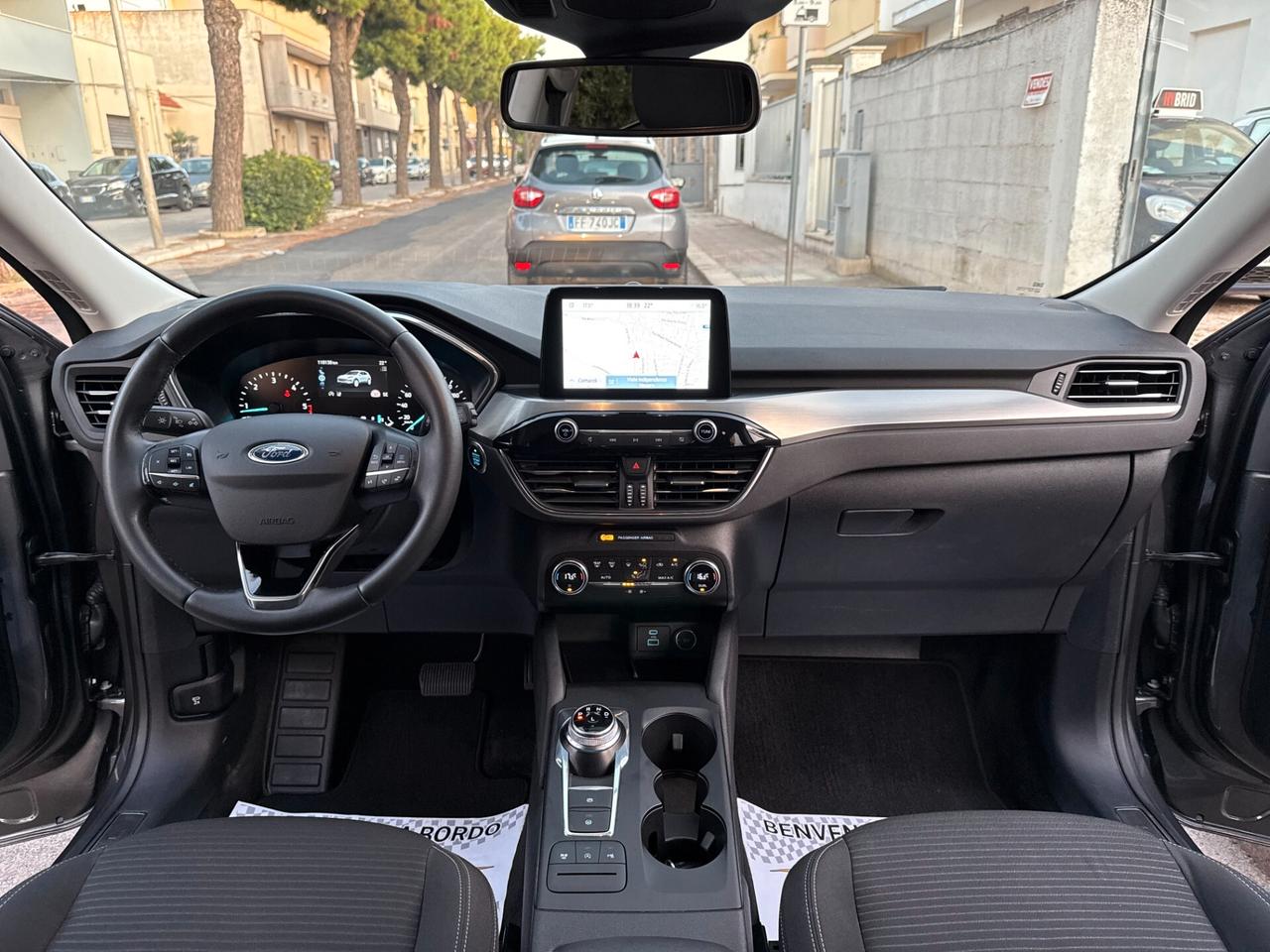 Ford Kuga 1.5 EcoBlue Autom Titanium NAVI CARPLAY