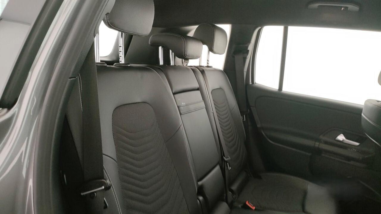 Mercedes-benz GLB 180 d Automatic Business