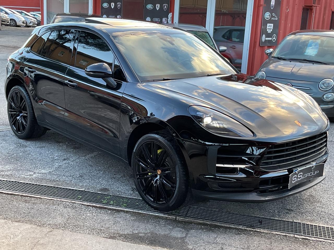 Macan 3.0 S-unipro-rate-black pack-strafull