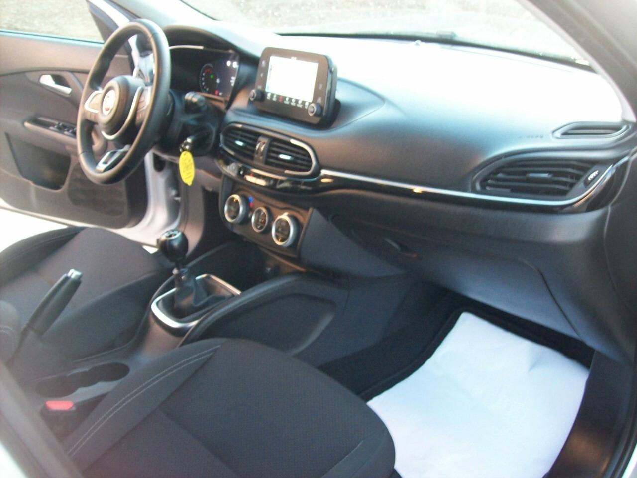 FIAT TIPO SW. 1.6 MTJ CV.130 S&S LIFE "2021"