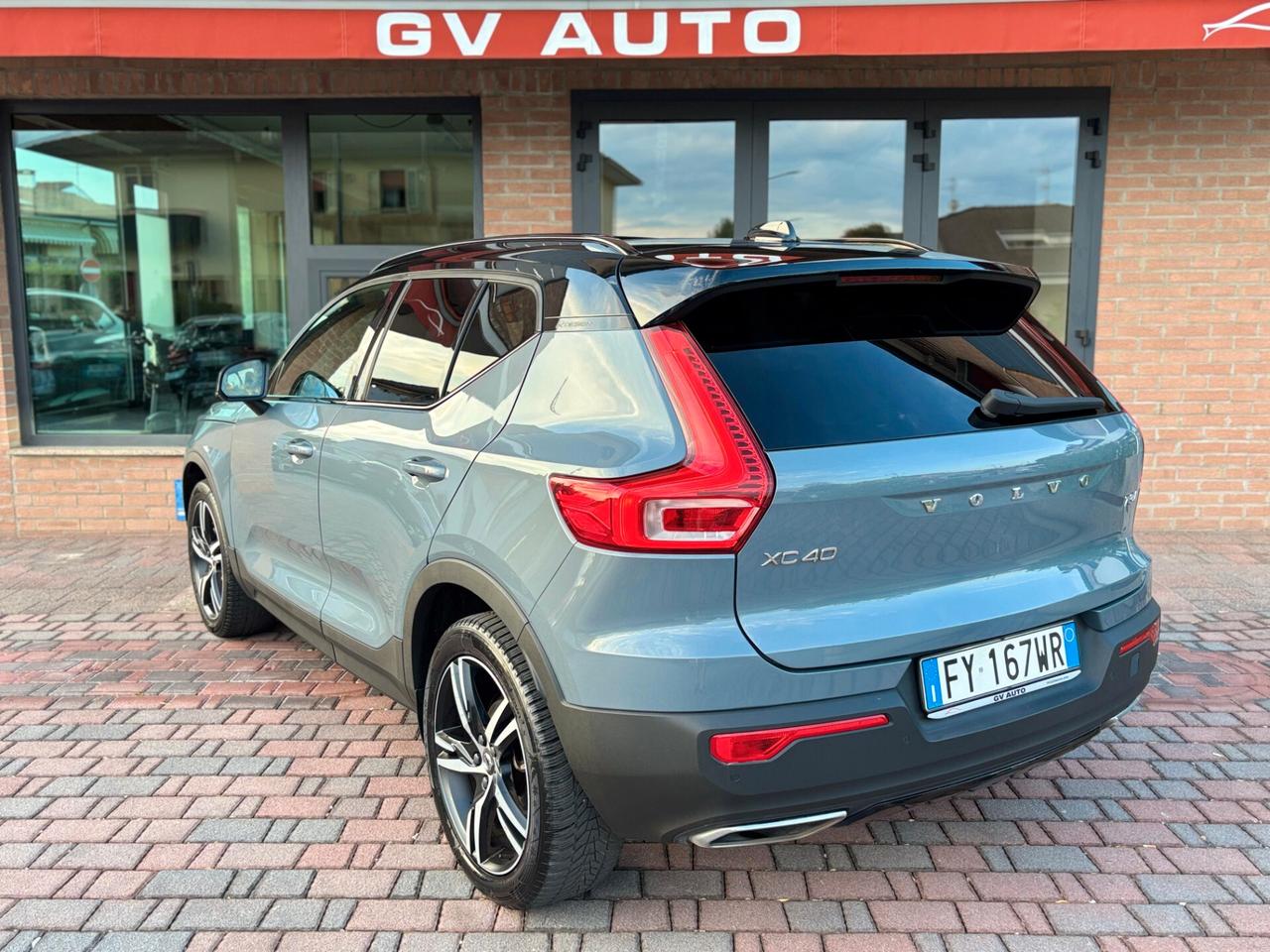 Volvo XC40 1.5 t3 R-design Geartronic