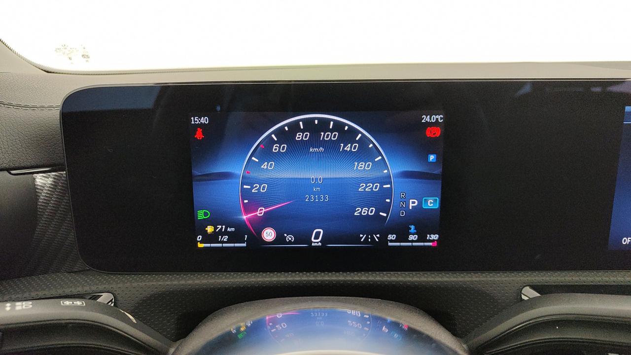 Mercedes-Benz CLA Shooting Brake 180 d Progressive Advanced auto