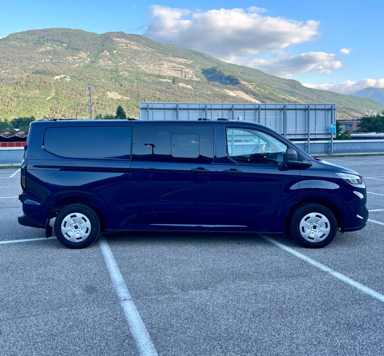 Ford Transit Custom 320 Trend EcoBlue 2025 DC