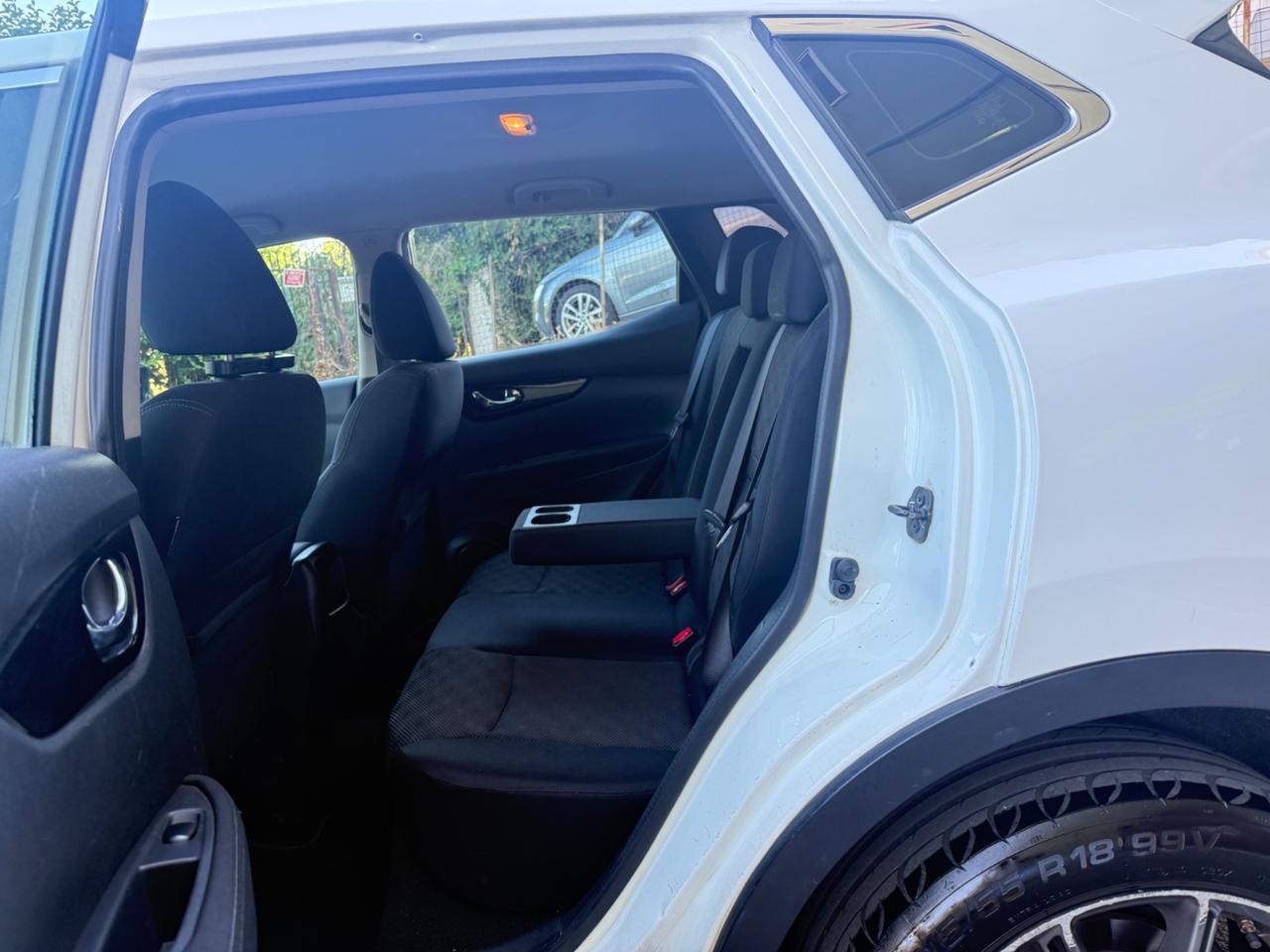 Nissan Qashqai 1.5 dCi DPF Tekna