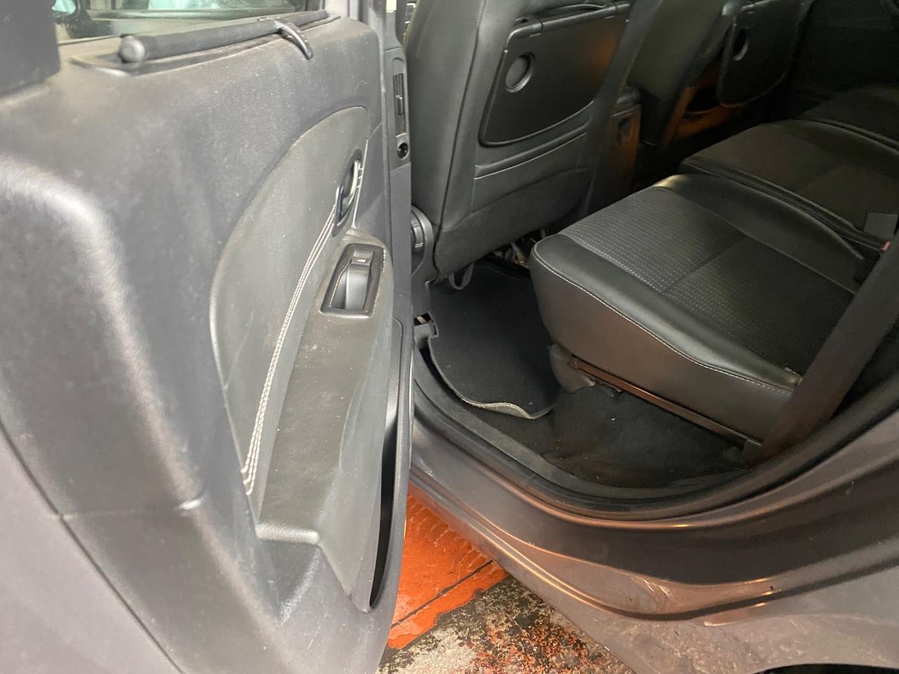 Renault Scenic XMOD 1.5 dCi 110CV Dynamique