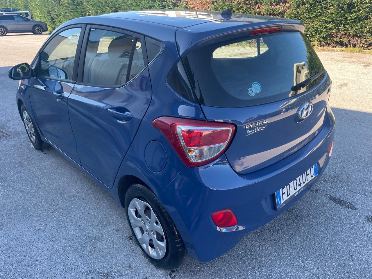 HYUNDAI i10 NEOPATENTATI 1.0 BENZINA 33.000 KM 2016