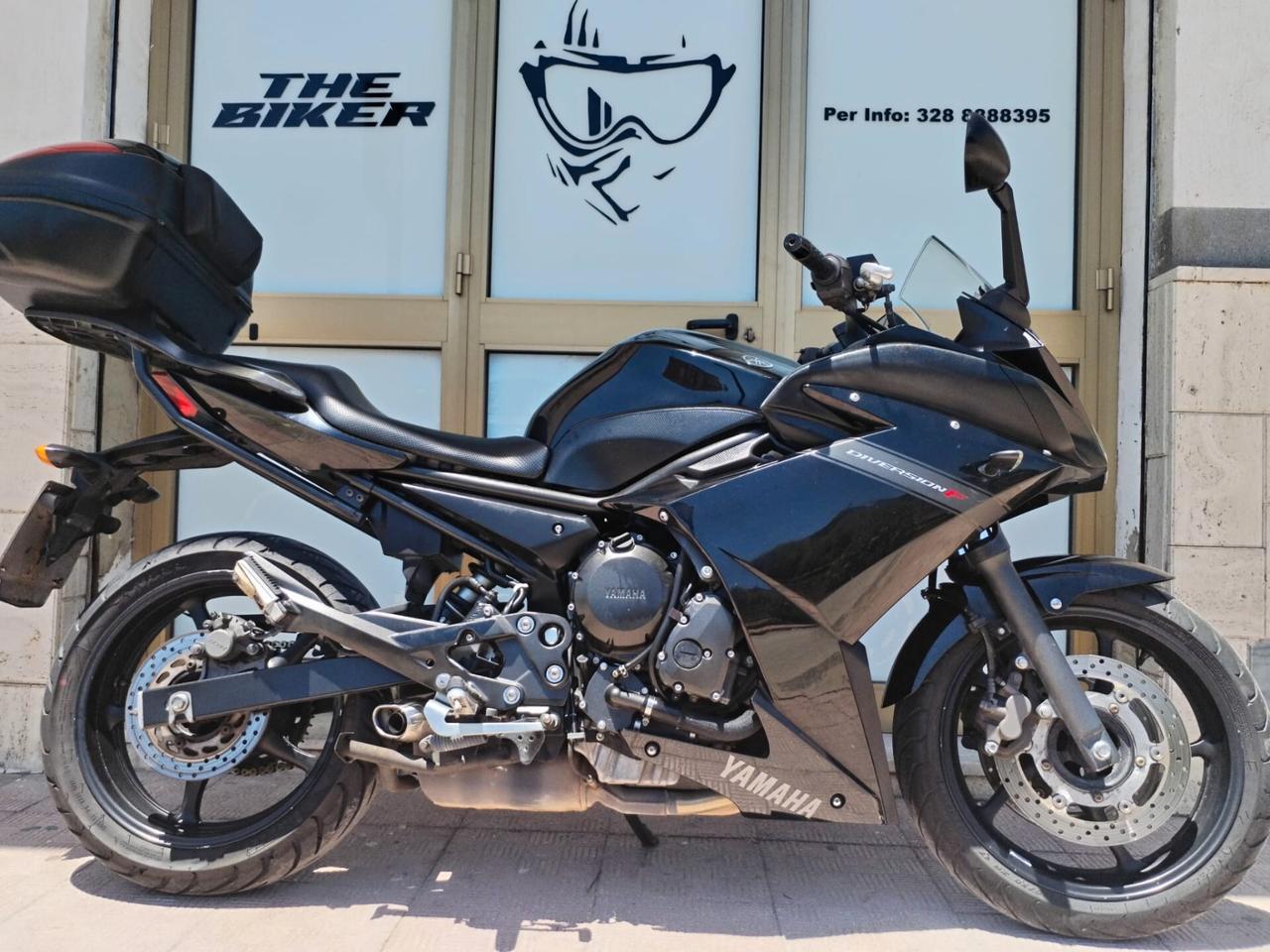 Yamaha XJ6 diversion doppia configurazione