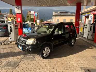 Nissan X-Trail 2.2 4X4 UNI PRO PROMO