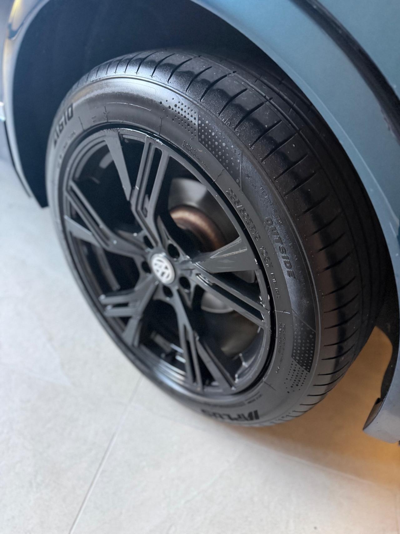 Volkswagen TIGUAN 2.0 TDI RLINE IQ MATRIX KMCERTIF