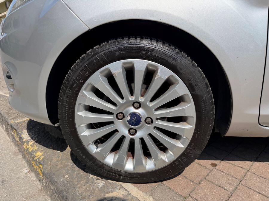 ford fiesta 1.2 titanium certificata uniproprieta