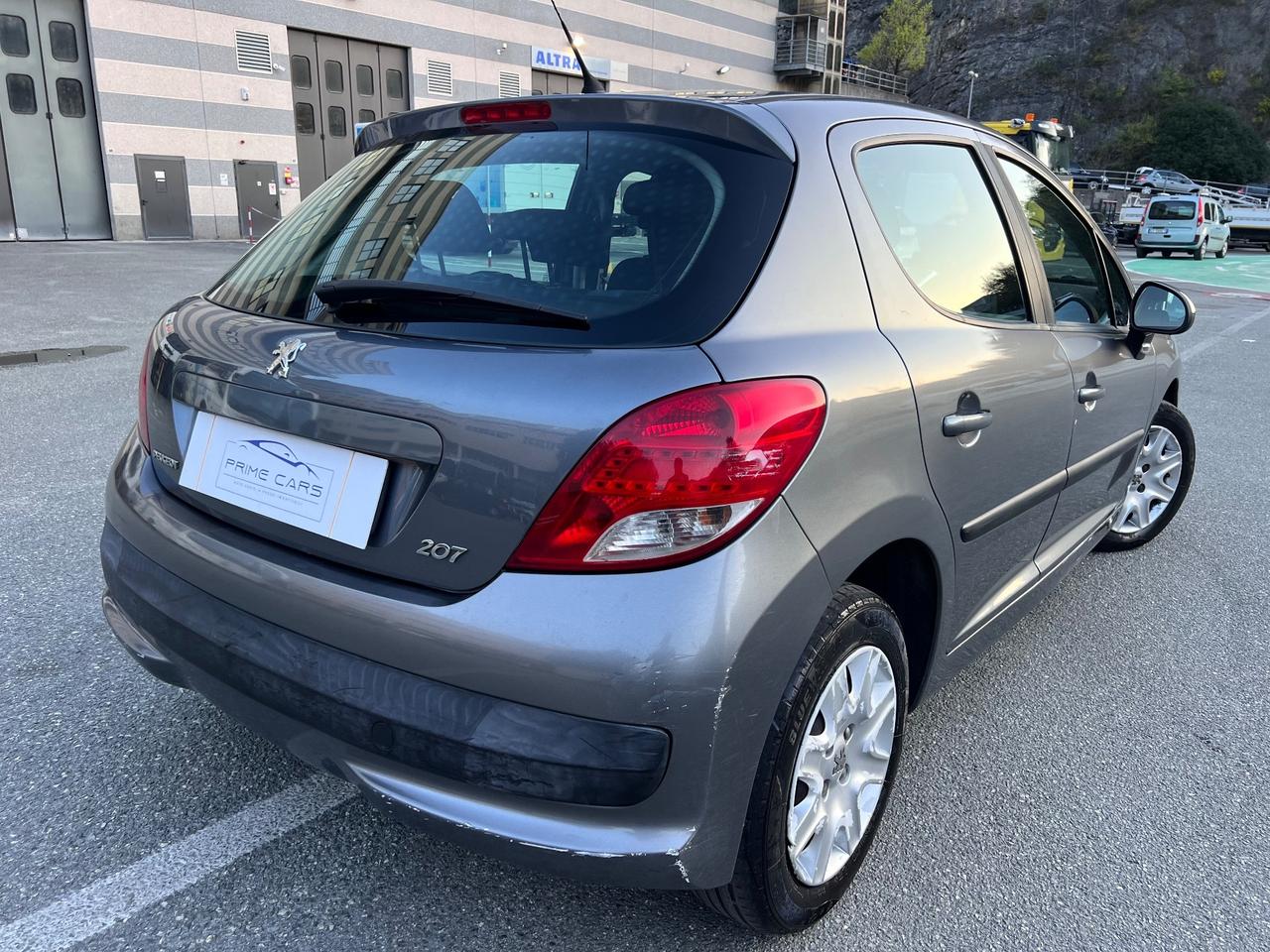Peugeot 207 1.4 8V 75CV 5p. PERFETTA X NEOPATENTATI