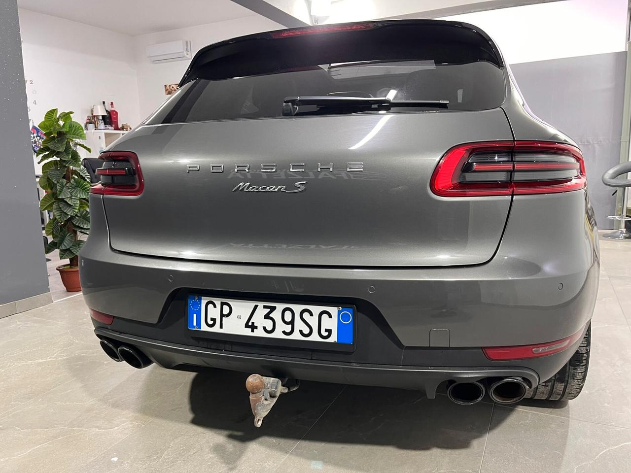 Porsche Macan 3.0 S Diesel tetto panoramico gangio traino