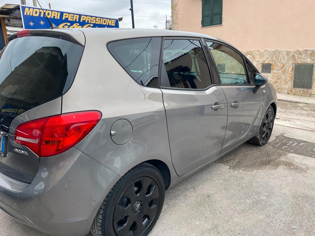 Opel Meriva 1.3 CDTI 95CV ecoFLEX Cosmo