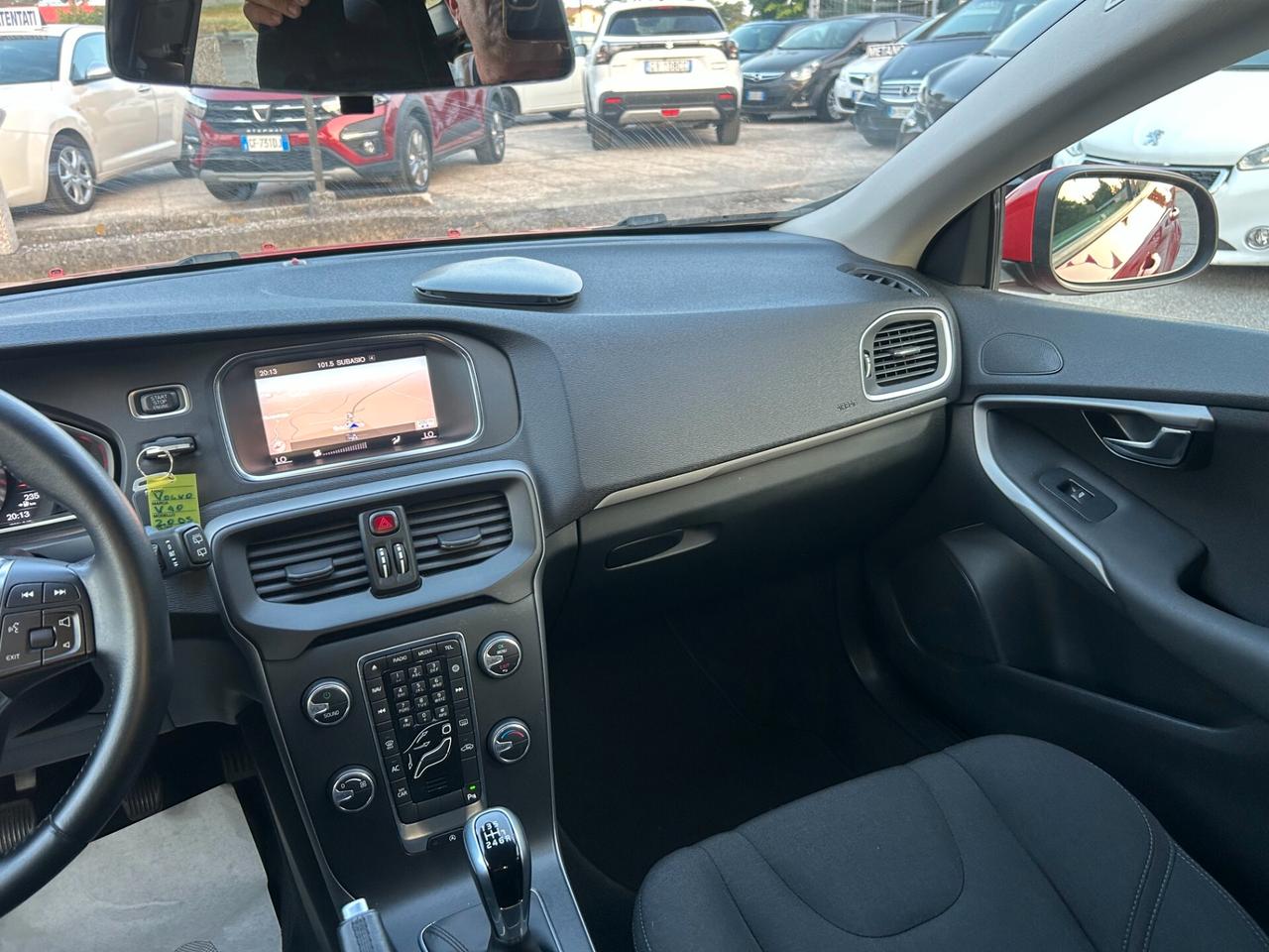 " UNA BOMBA " Volvo V40 D2 BUSINESS SPORT