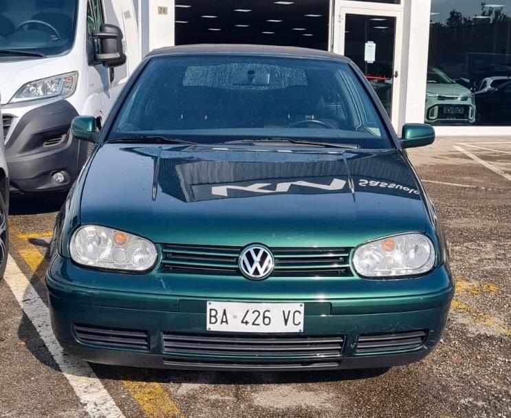 Volkswagen Golf Cabriolet 1.8/75 CV cat Movie