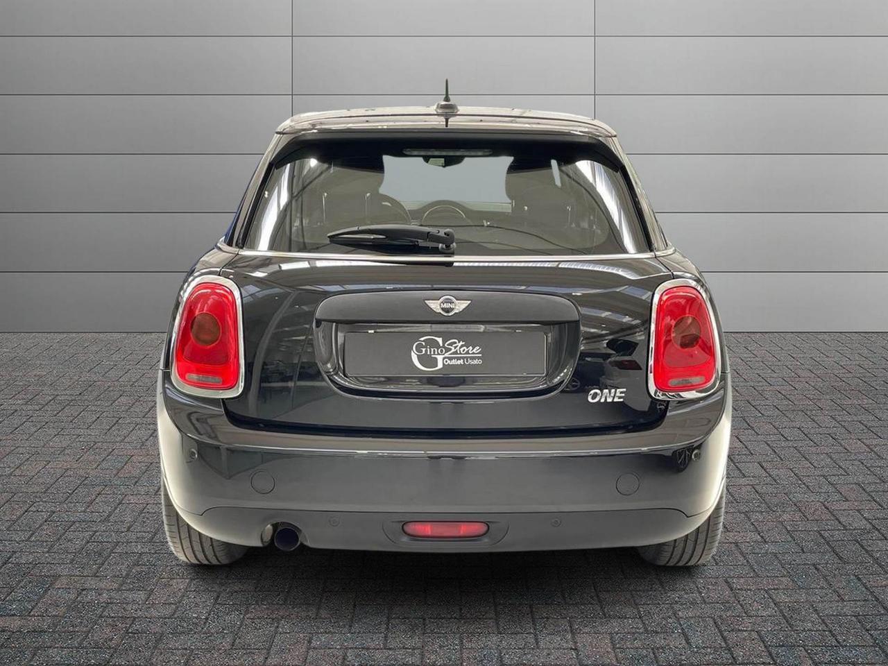 MINI Mini IV F55-F56 2014 - Mini 1.2 One 75cv 5p