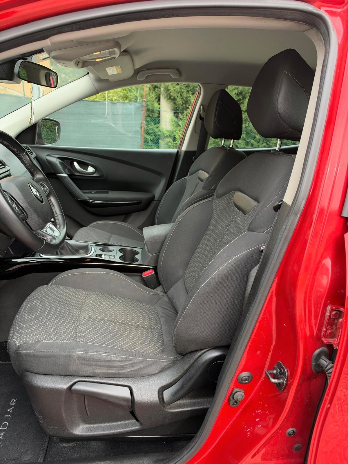 Renault Kadjar 1.5 dci - NEOP. - NAV. - 12 MESI DI GARANZIA -