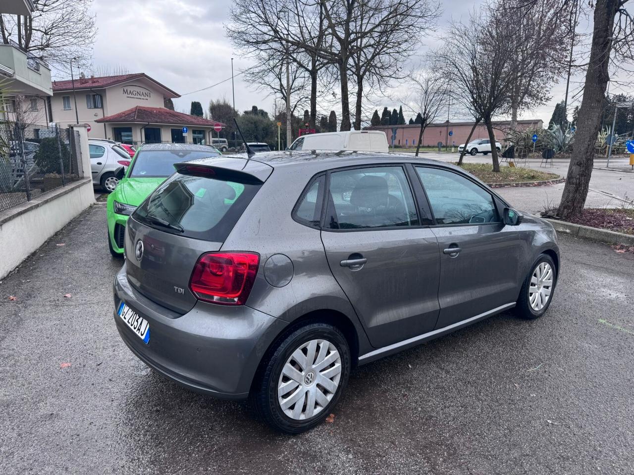 Volkswagen Polo 1.6 TDI 90CV DPF DSG 5 porte Highline