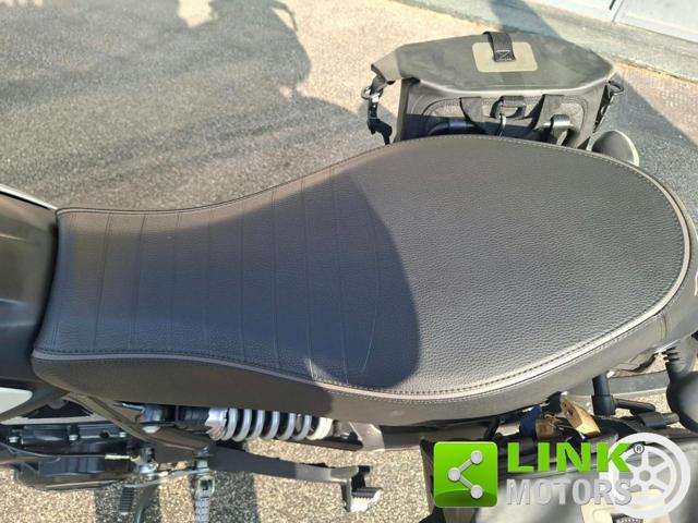 DUCATI Scrambler 800 IKON DARK