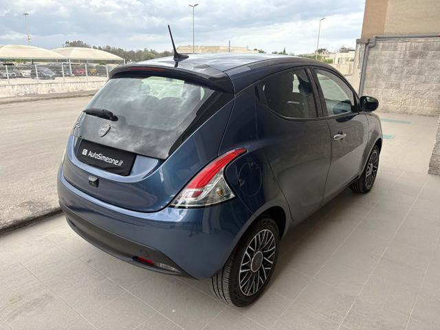 LANCIA Ypsilon 1.0 FireFly 5 porte S&S Hybrid Gold 5 posti.