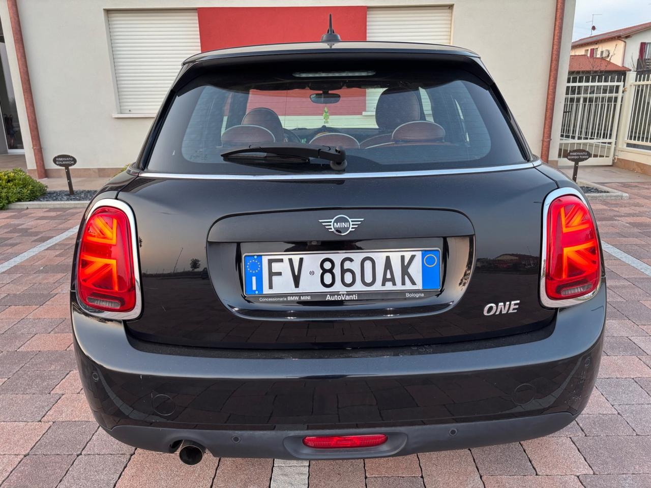 Mini 1.5 One Baker Street Con soli 48000km