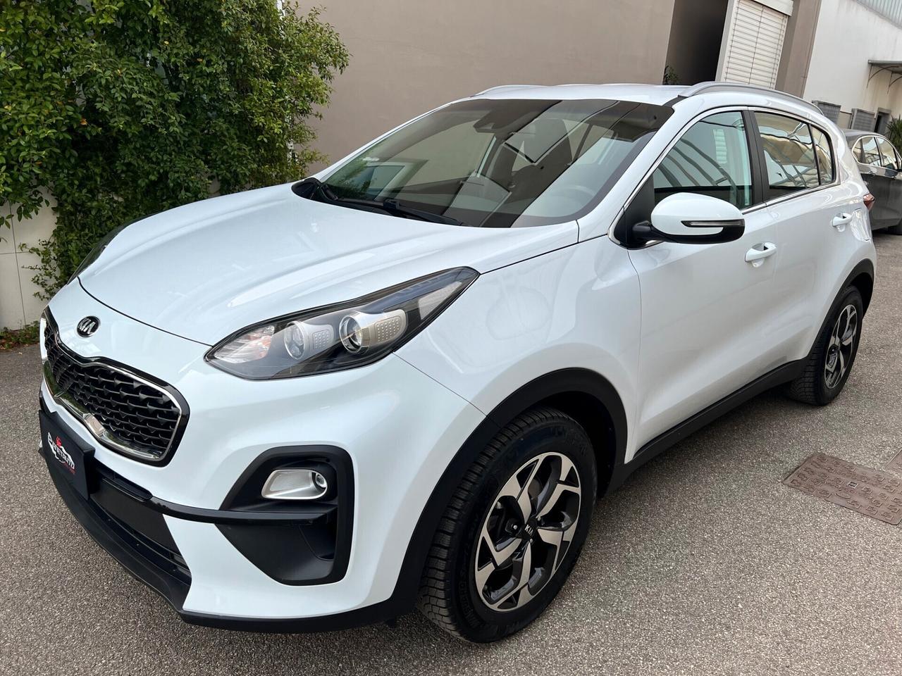 Kia Sportage 1.6 crdi mhev 136cv HYBRID Business Class dct