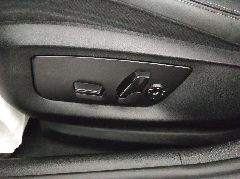 BMW Serie 5(G30/31/F90) - 520d 48V Business