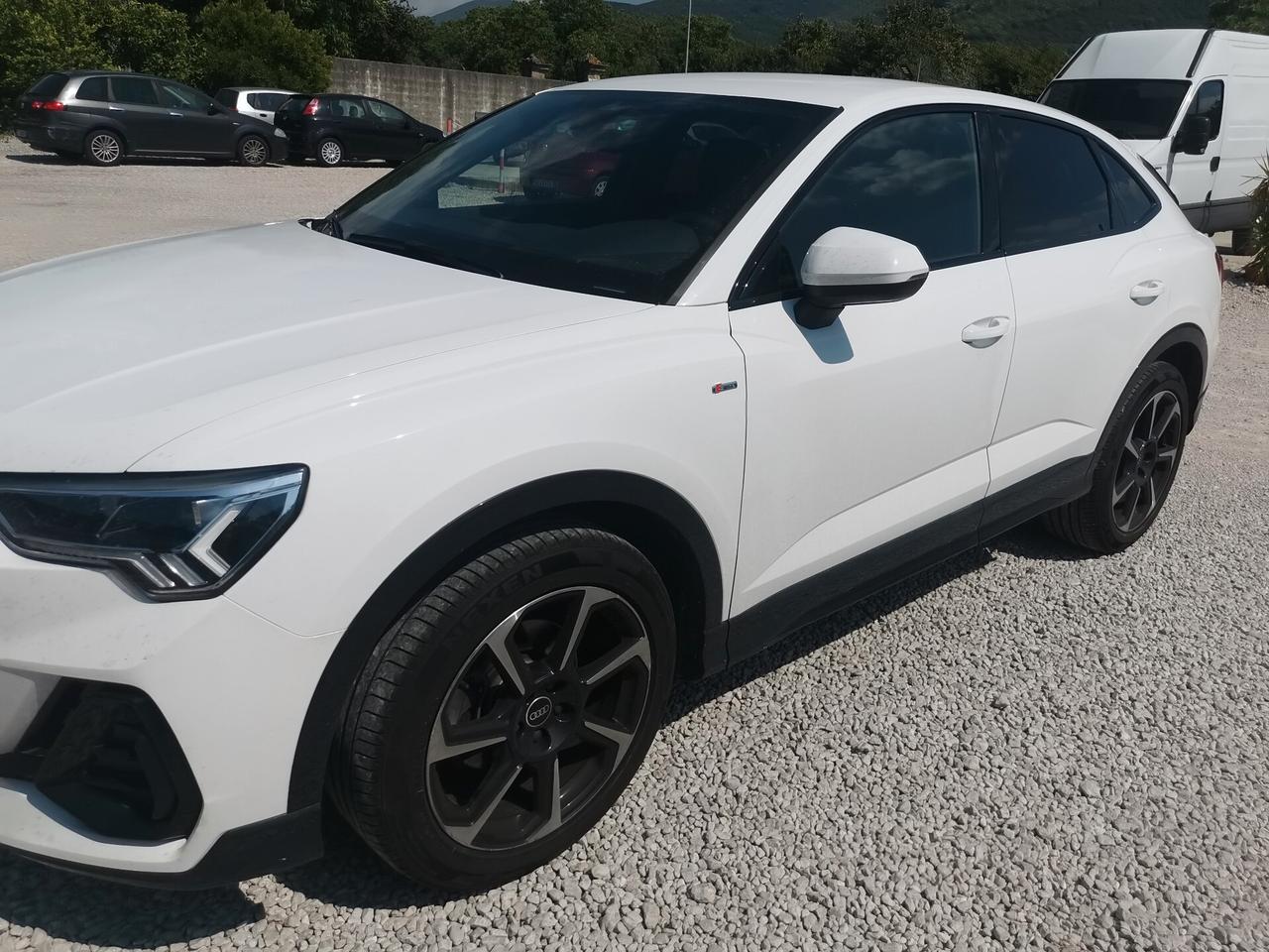 Audi Q3 SPB 35 TDI S line edition