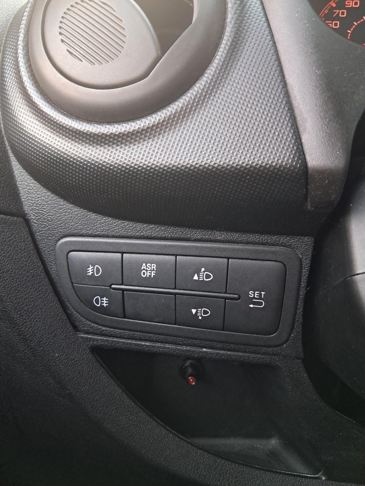 Fiat Fiorino 1.3 MJT 80CV FURGONATO *CLIMA*VETRI