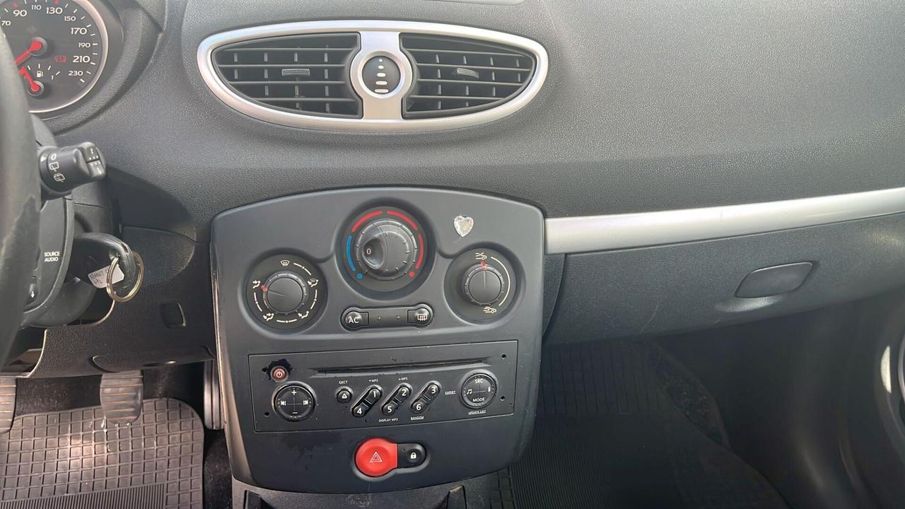 Renault Clio 1.2 5 porte GPL